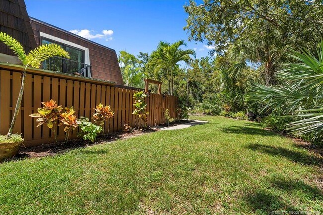 Photo - 5616 SE Riverboat Dr