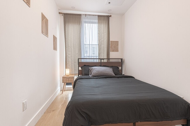 Photo - 233 Covert St. Unit SI ID1515247P