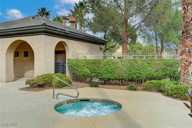 Photo - 8113 Slate Falls St