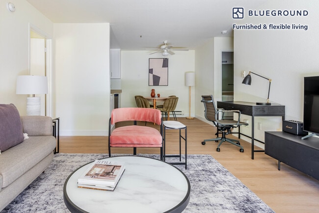 Photo - 1600 Villa St Unidad FL1-ID1858