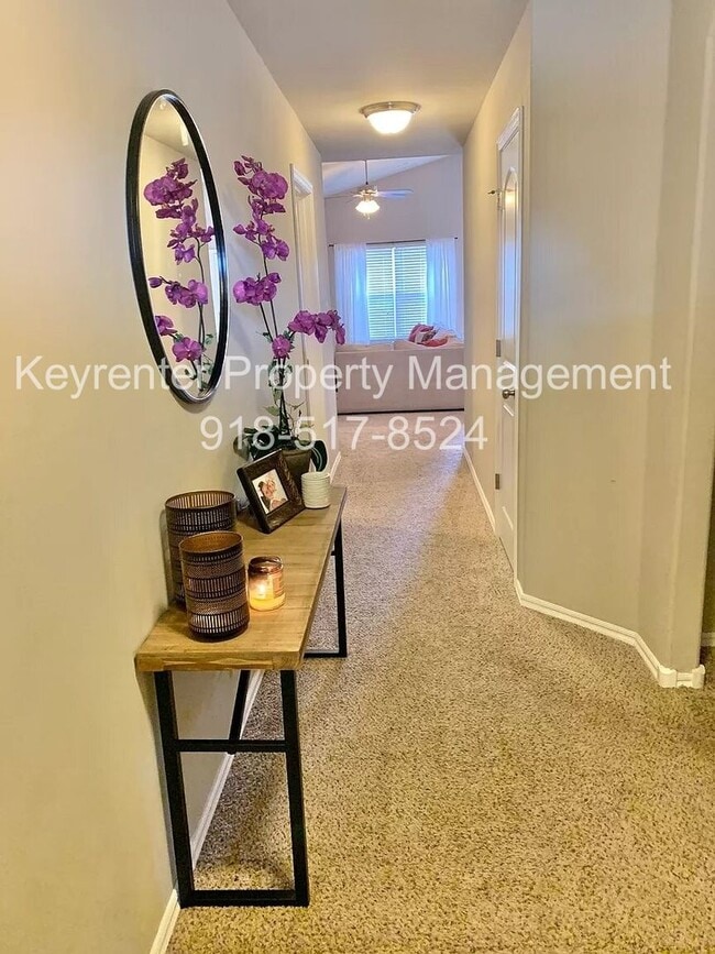 Photo - 3 Bed | 2 Bath in Owasso!