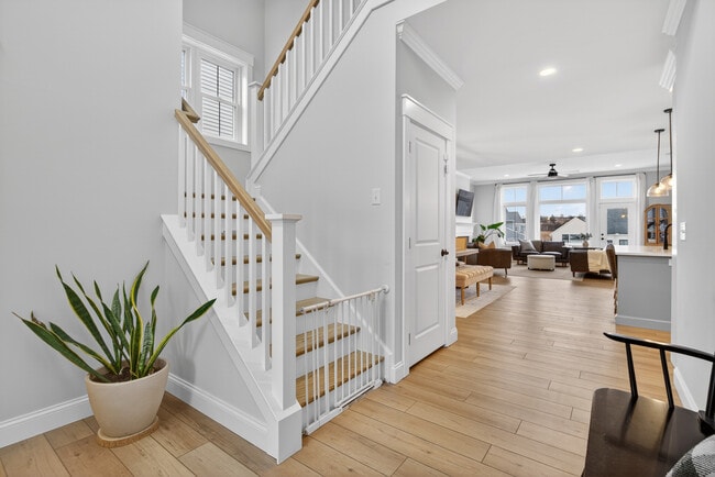 Photo - 1847 Emerald Way