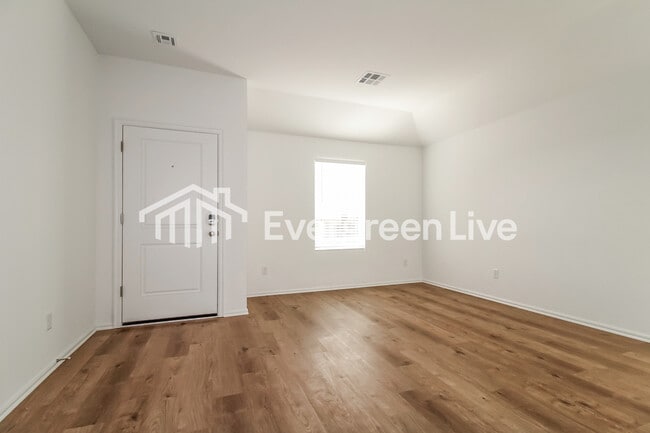 Photo - 3916 Olivia St