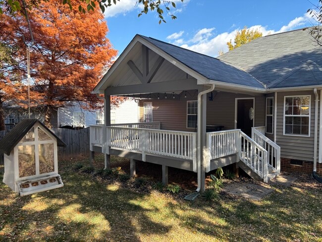 Photo - 3806 Cassidy Dr