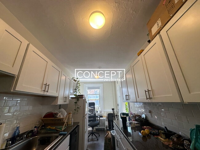 Photo - 2045 Commonwealth Ave Unit 301