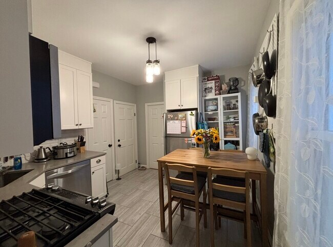 11 Marcella St Unit 1B