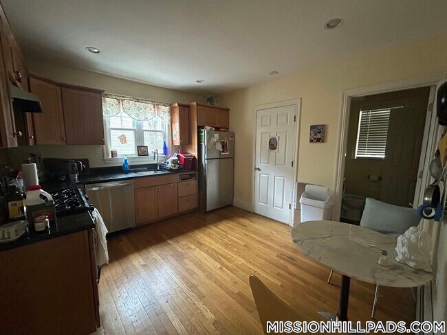 Photo - 100 Hillside St Unidad 2