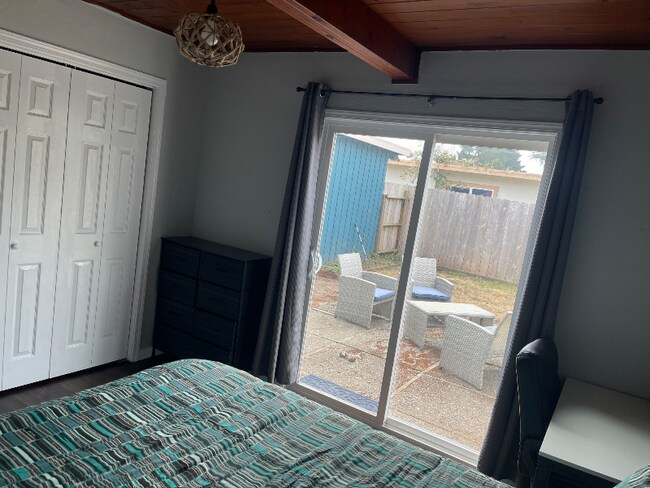 Photo - 2351 Austin St