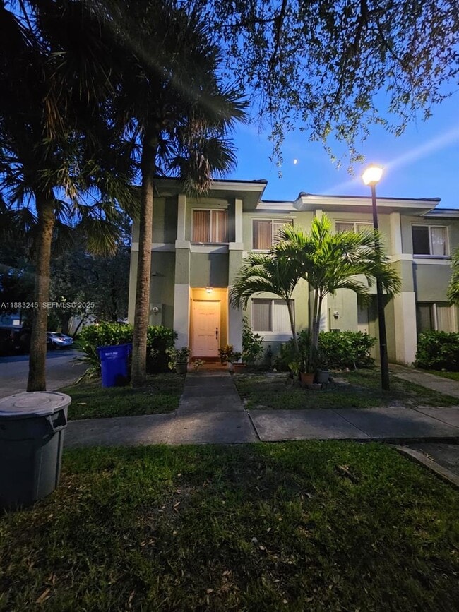 Building Photo - 126 Hidden Ct Rd