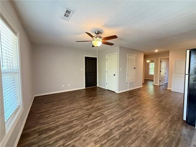 Photo - 721 Taylor St Unit #3