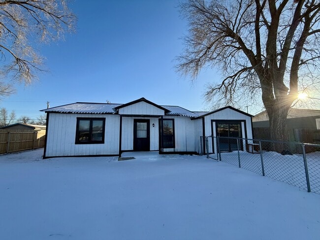 Building Photo - 4907 37th St