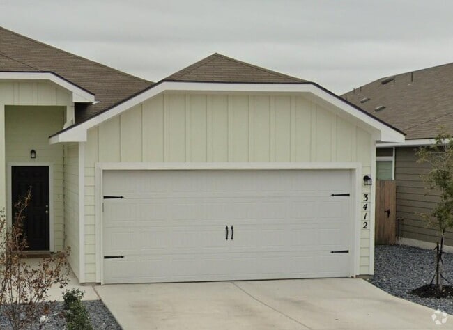 Building Photo - 3412 Scott Cir Rental