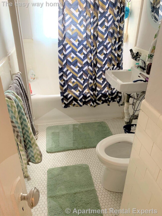 Photo - 170 Maple St Unit #209