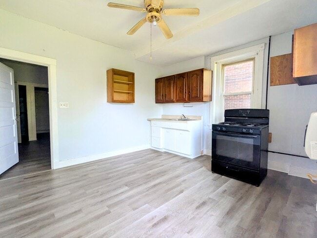 Photo - 2116 Bedford Ave Unidad Rear