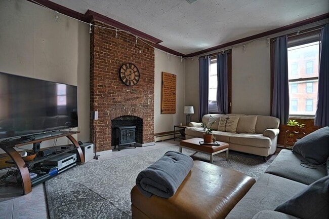 Photo - 1114 Washington St Unit 2