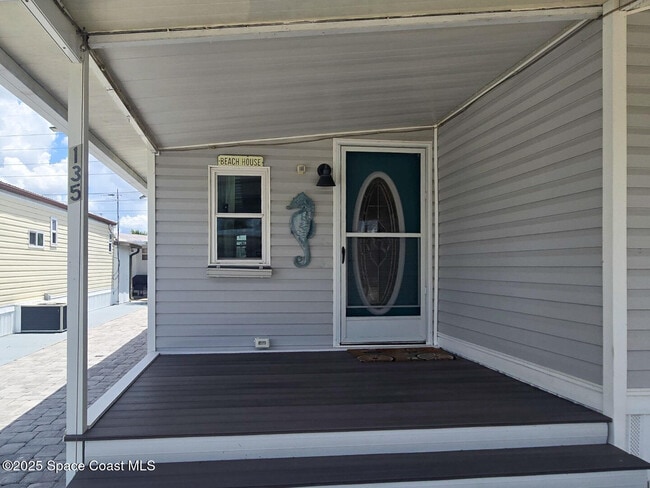 Photo - 135 Blue Lake Pl