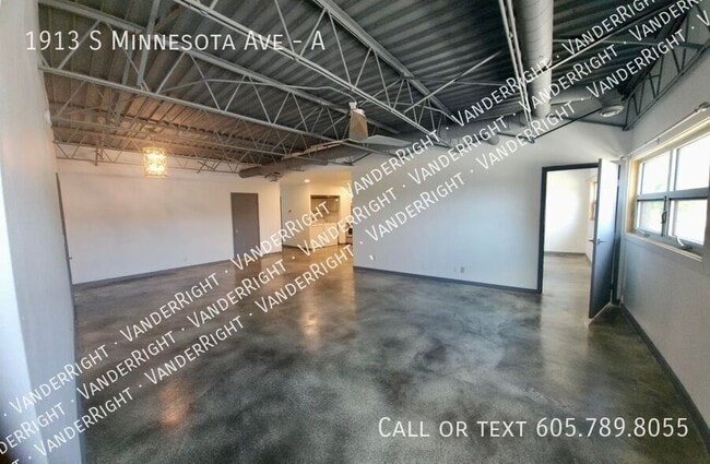 Photo - 1913 S Minnesota Ave Unidad A