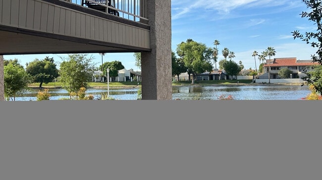 Building Photo - 11040 N 28th Dr Unit 127