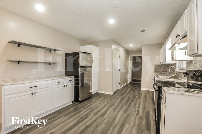 Photo - 723 Ridgetop Rd