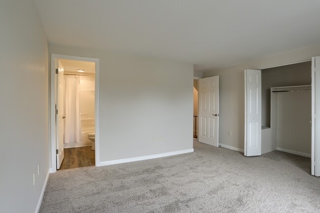 Briarcrest Gardens Townhomes & Apartments