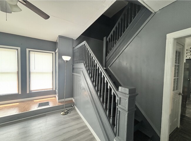 Photo - 1934 Butterfield Ave
