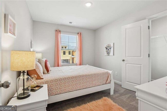 Photo - 2568 Swan Lake Dr SW