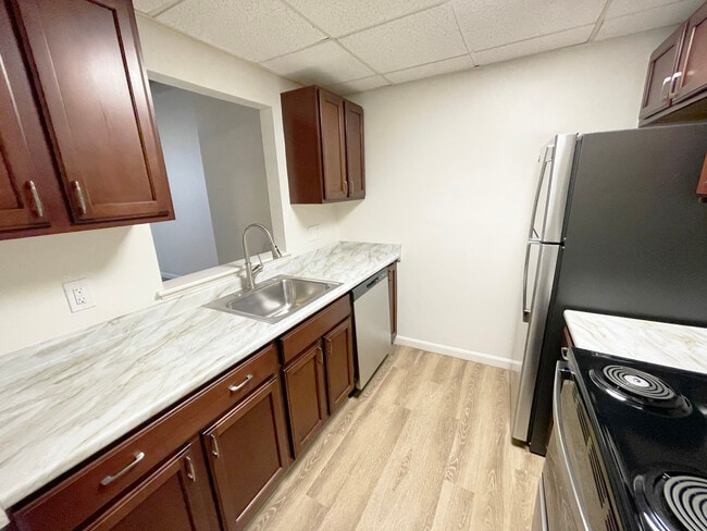 Photo - Franklin Landings