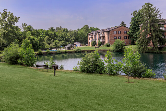 LakeHouse at Florence Apartments - LakeHouse at Florence Apartments