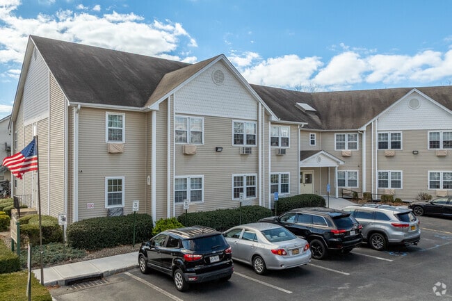 Monroe Commons - Monroe Commons