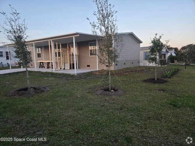 Building Photo - 526 Royal Tern Dr Rental