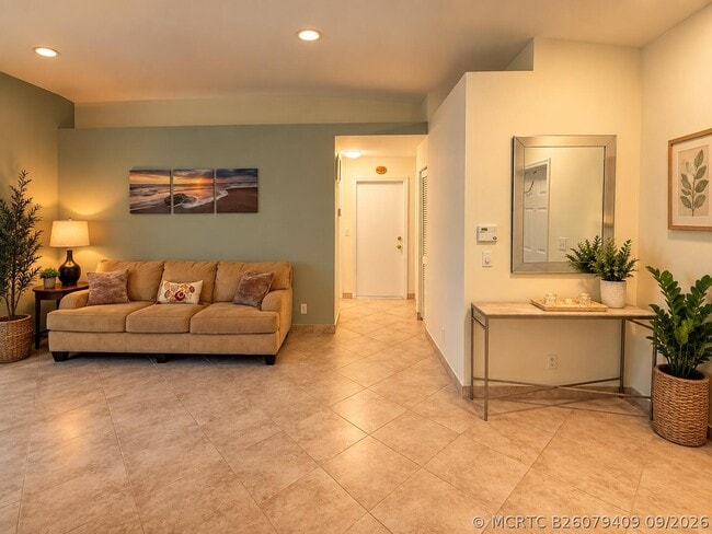 1245 SW 46th Way