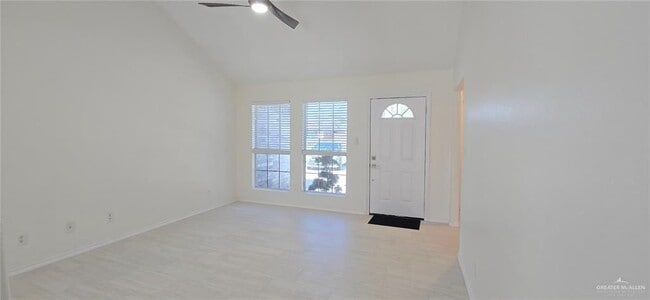 Photo - 16 Delia Ave