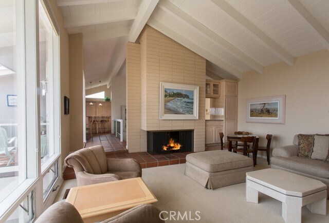 1004 Emerald Bay