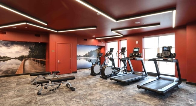 Fitness Center - Studio 3807