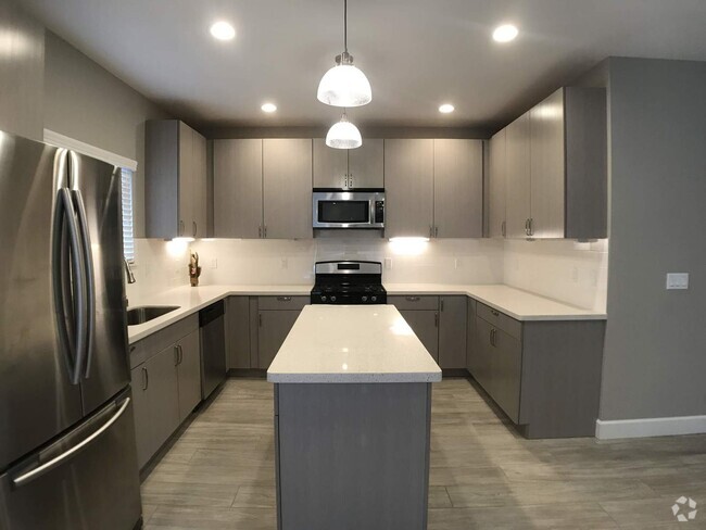 Building Photo - Waikalua Bayside Newer Community! 3 Bed 3.... Rental