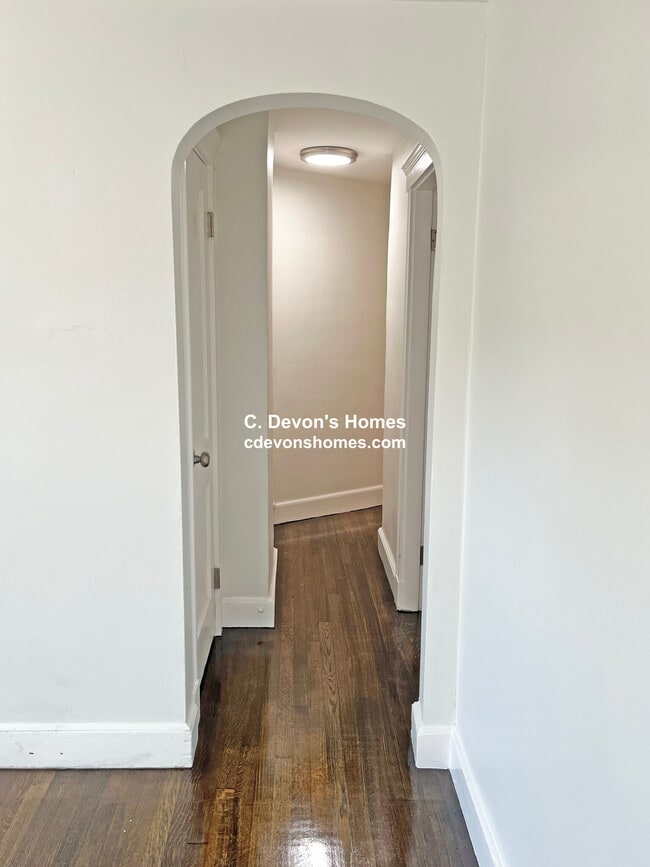 Photo - 53 N Common St Unit 2R