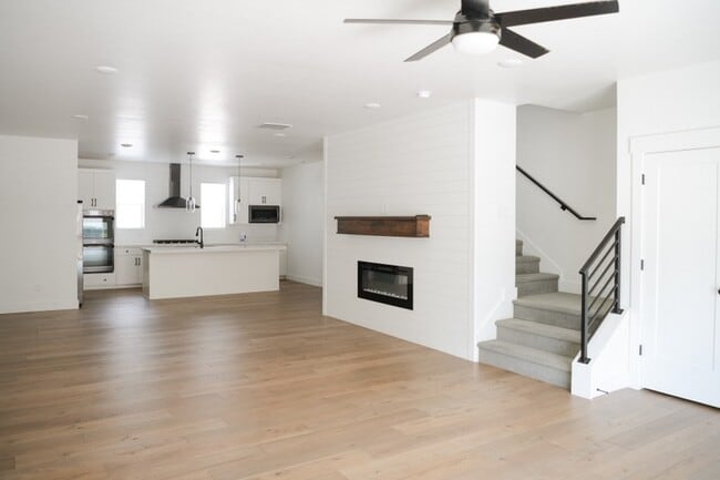 Photo - 1369 Gambel Oak Wy