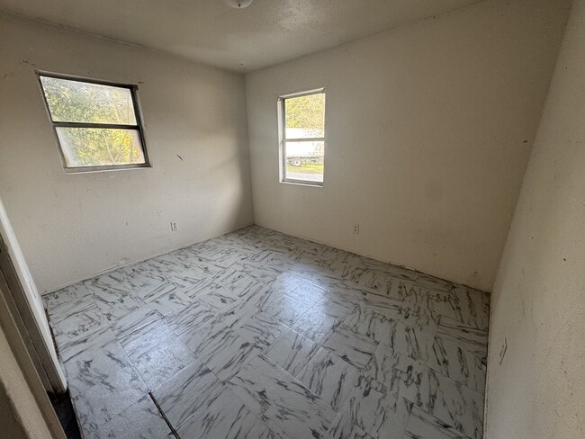 Photo - 413 Orange St