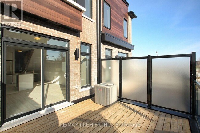 Photo - 128 Brockley Dr