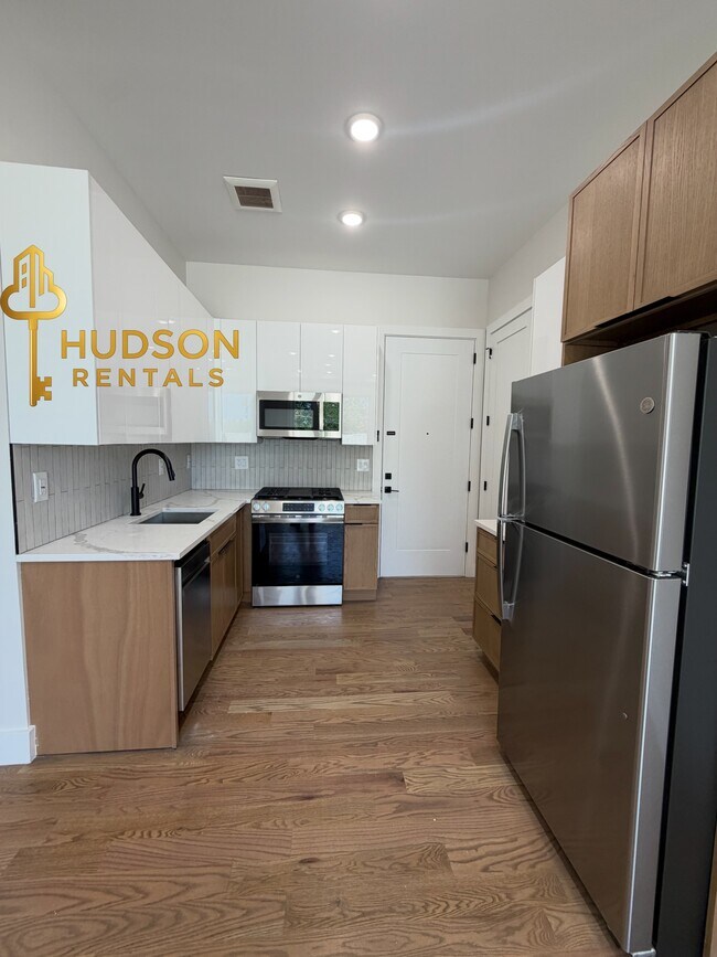 40 Lembeck Ave 303 - 42 Lembeck Ave