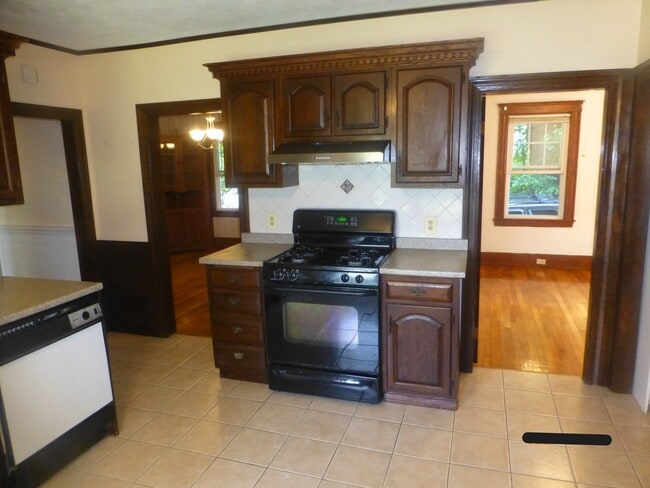 Photo - 43 Goethe St Unit 1