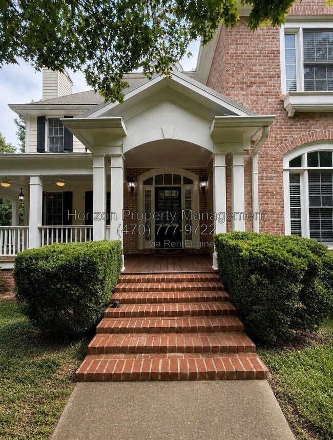 Photo - 3235 Bentwood Close
