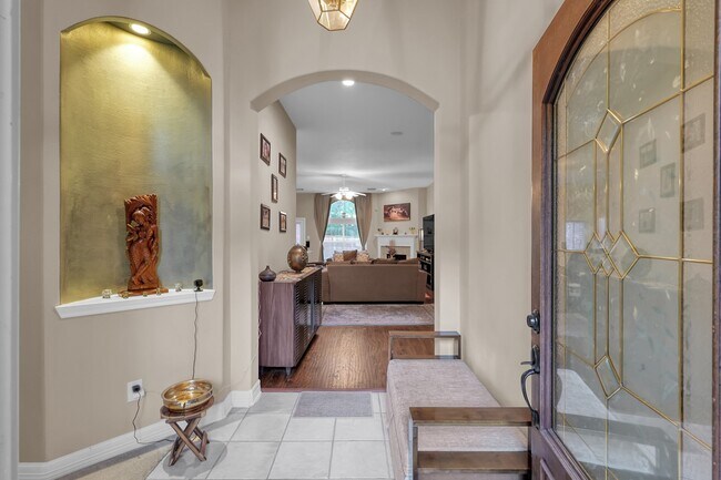 Photo - 178 Queenscliff Ct House