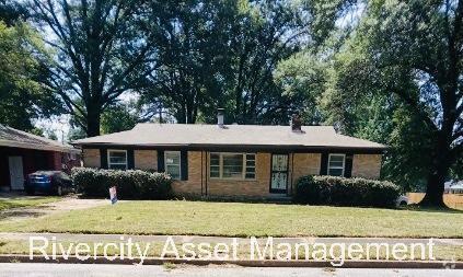 Building Photo - Frayser Gem! Section 8 Friendly, and Ready... Rental