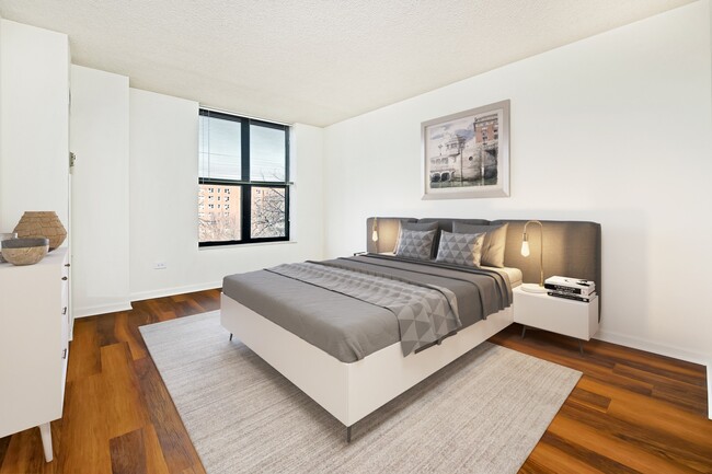 Photo - Evanston Place