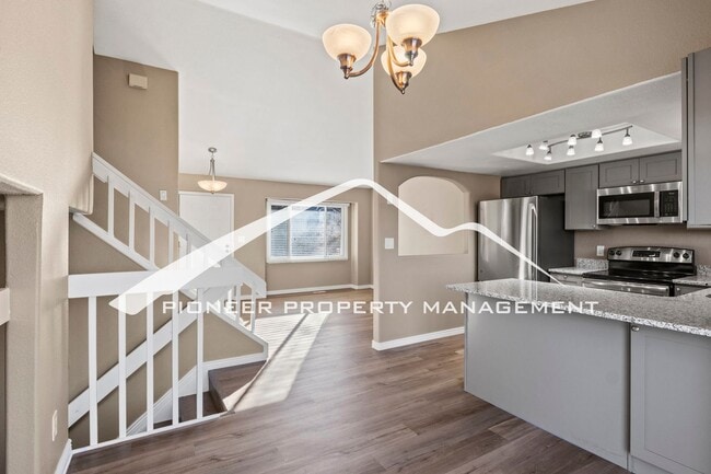 3020 Mirage Dr