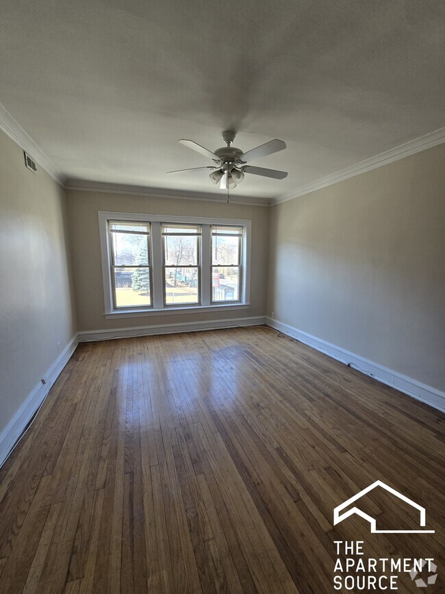 Building Photo - 5133 N Damen Ave Unit 2 Rental