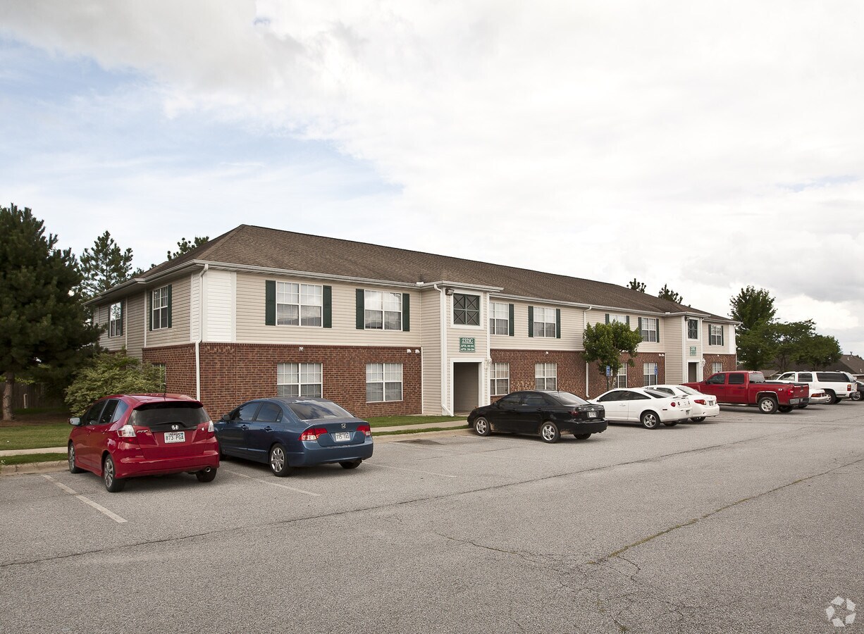 Orchard Apartments - Orchard Apartments
