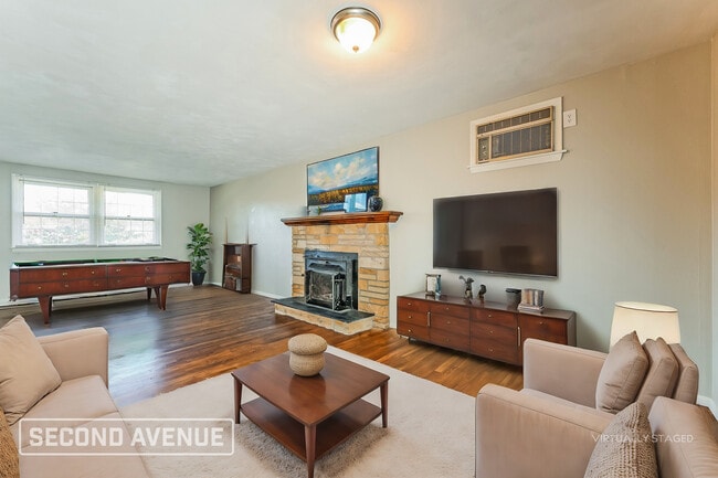 Photo - 321 Cypress Hill Dr