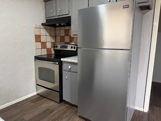 Photo - 6306 28th St